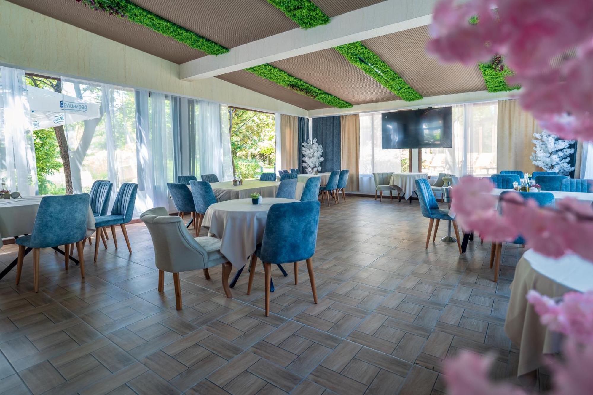 Спа Апартаменти За Гости Затворен Комплекс Емералд Ravda Extérieur photo