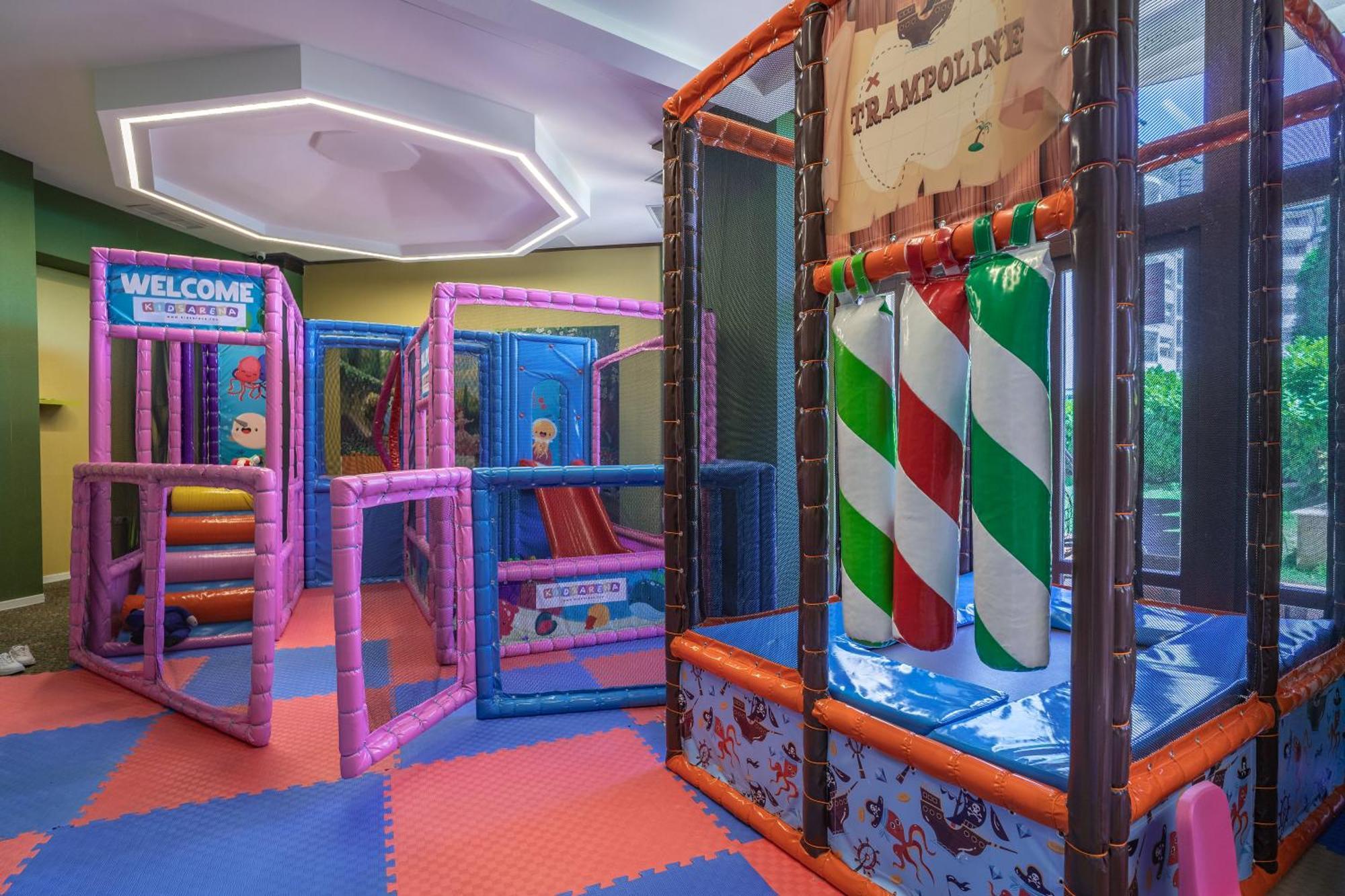 Спа Апартаменти За Гости Затворен Комплекс Емералд Ravda Extérieur photo